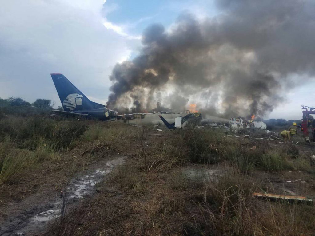No hay fallecidos en el desplome del avión de Aeroméxico en Durango