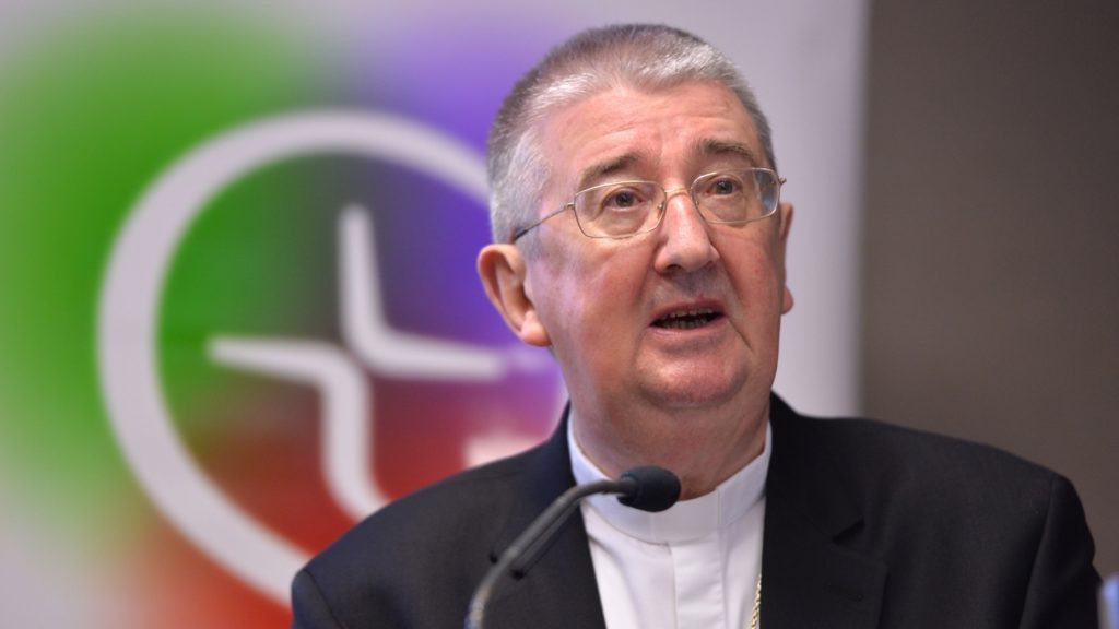 “No basta con pedir perdón por los abusos”: Arzobispo de Dublín