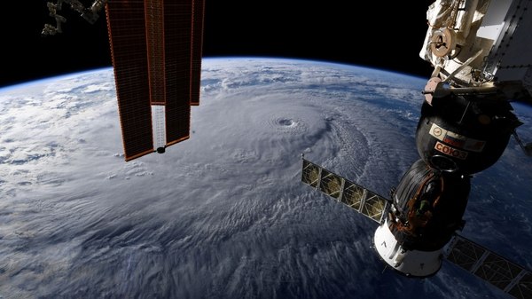 Hawaii en alerta por el poderoso huracán Lane