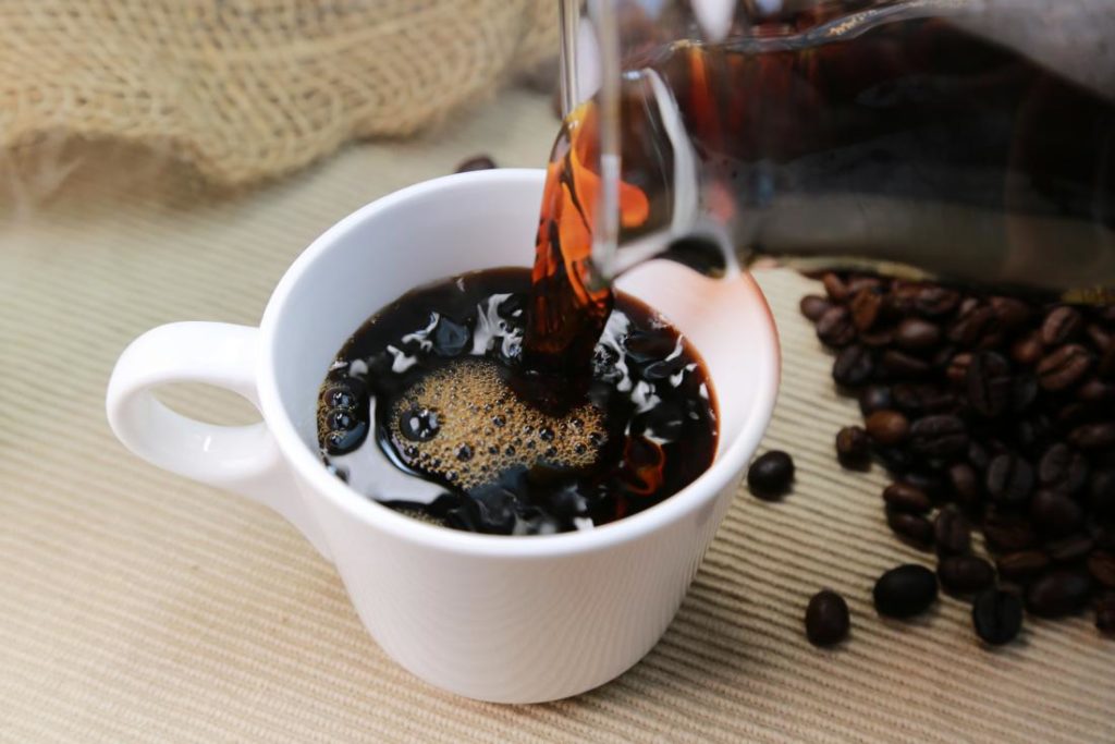 El café sin azúcar es benéfico para la salud afirman investigadores
