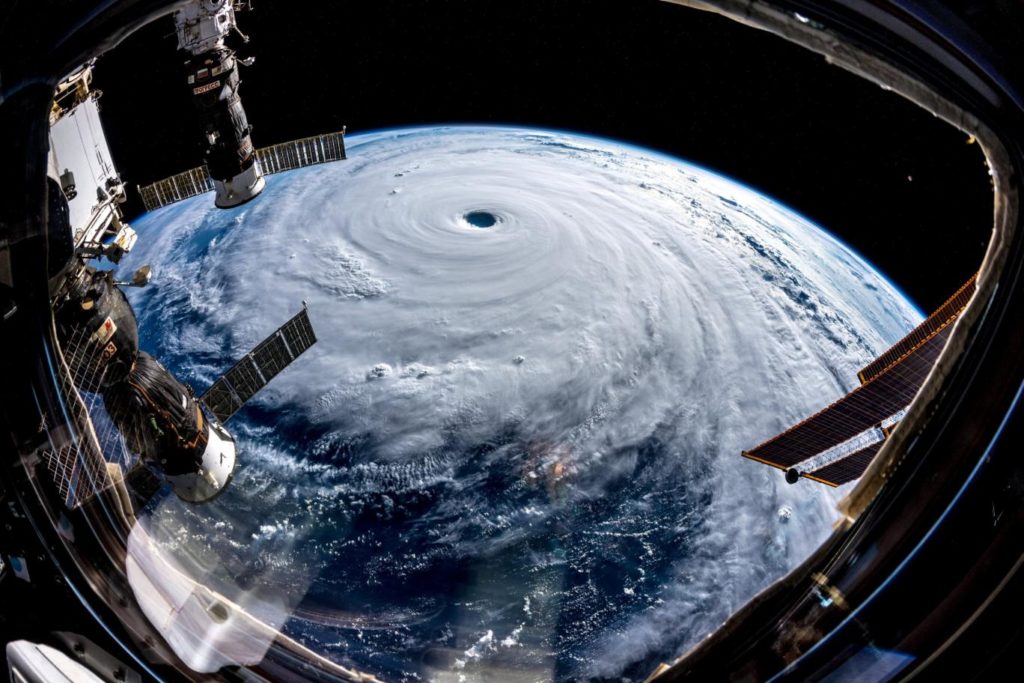 Cancelan vuelos en Japón ante llegada del poderoso tifón Trami