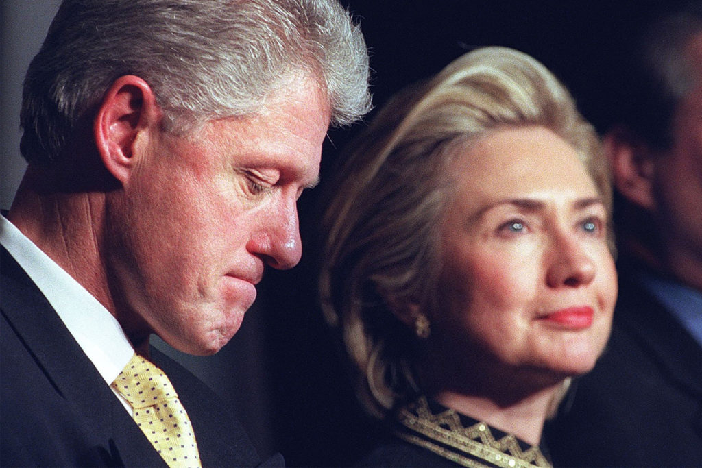 Se viven tiempos difíciles en Estados Unidos afirma Hillary Clinton tras amenazas de bombas