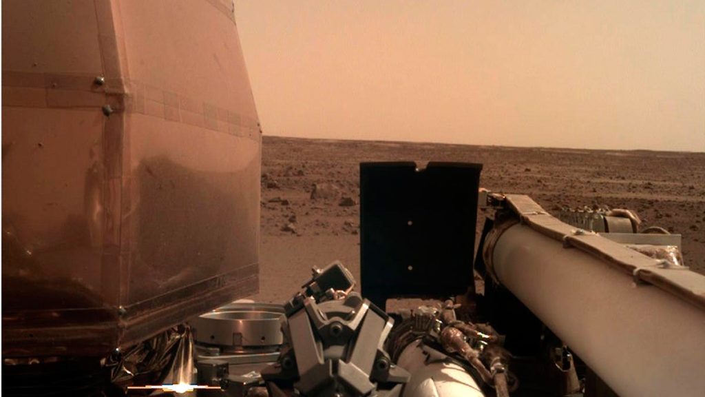 Llega a Marte la Sonda InSight y ya envió sus primeras imágenes ¡Espectacular!