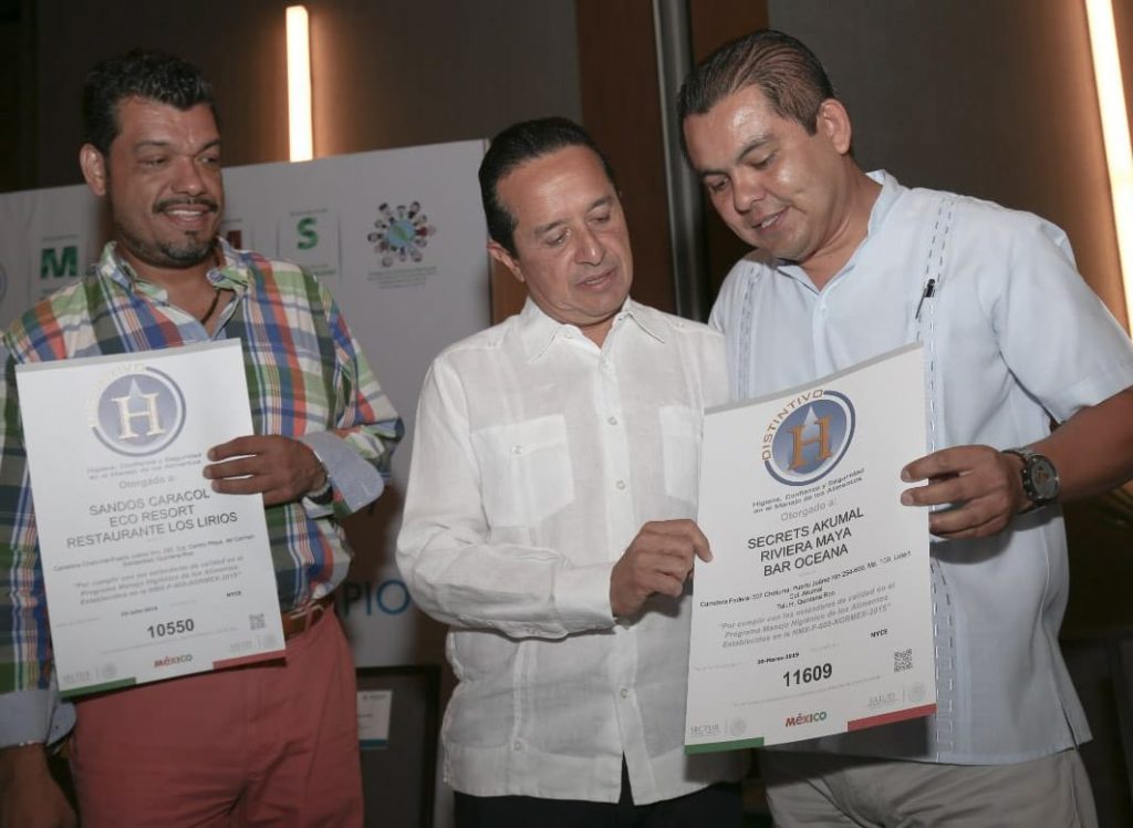 Por promoción turística recibe Quintana Roo premios internacionales