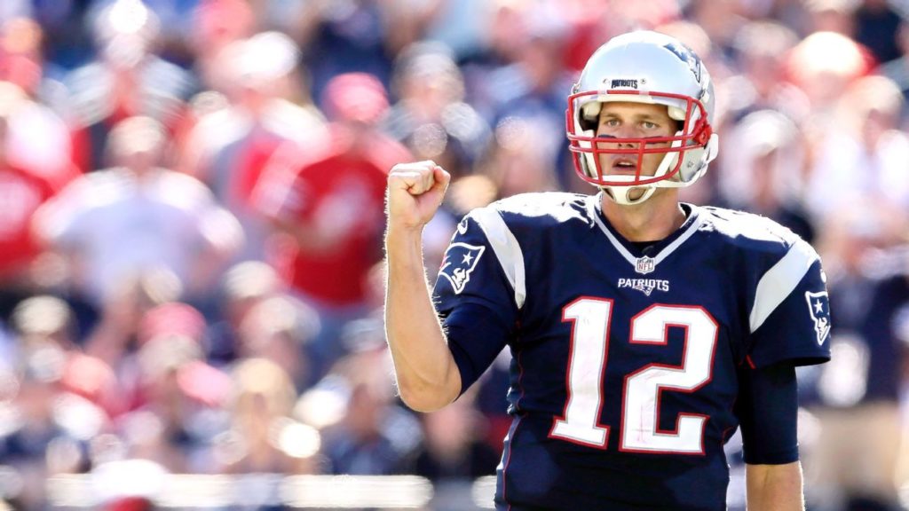 Derrota Patriotas a Chargers y Tom Brady impone otro récord