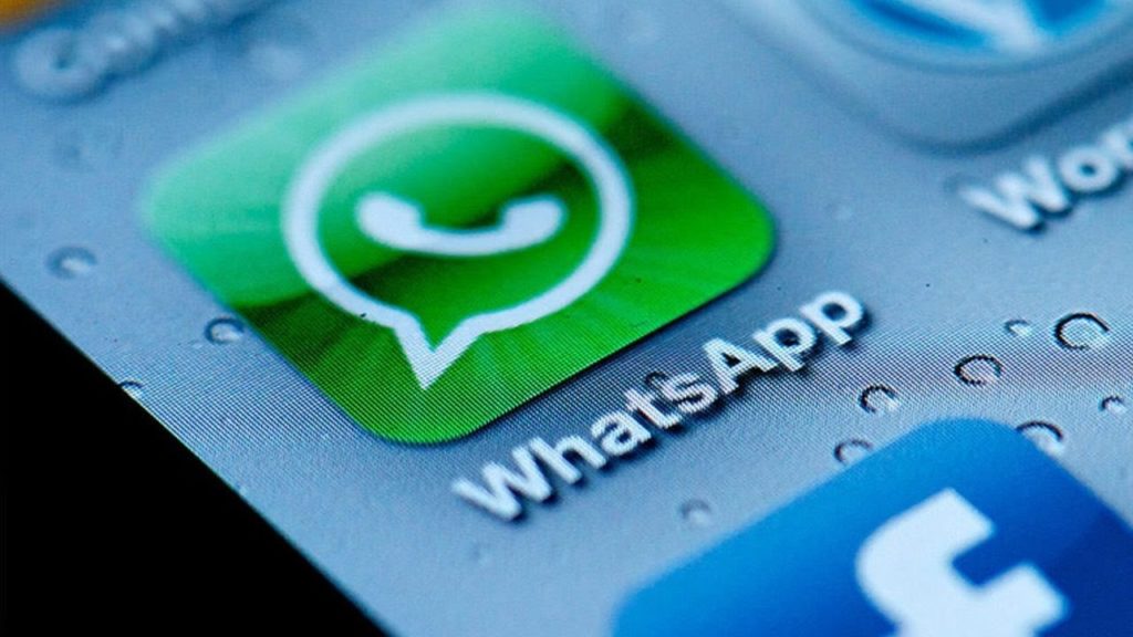 Reportan caída global y fallas en el servicio de WhatsApp