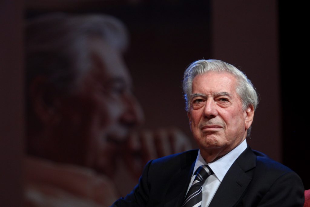 Vargas Llosa pide acabar cuando antes la dictadura de Nicolás Maduro