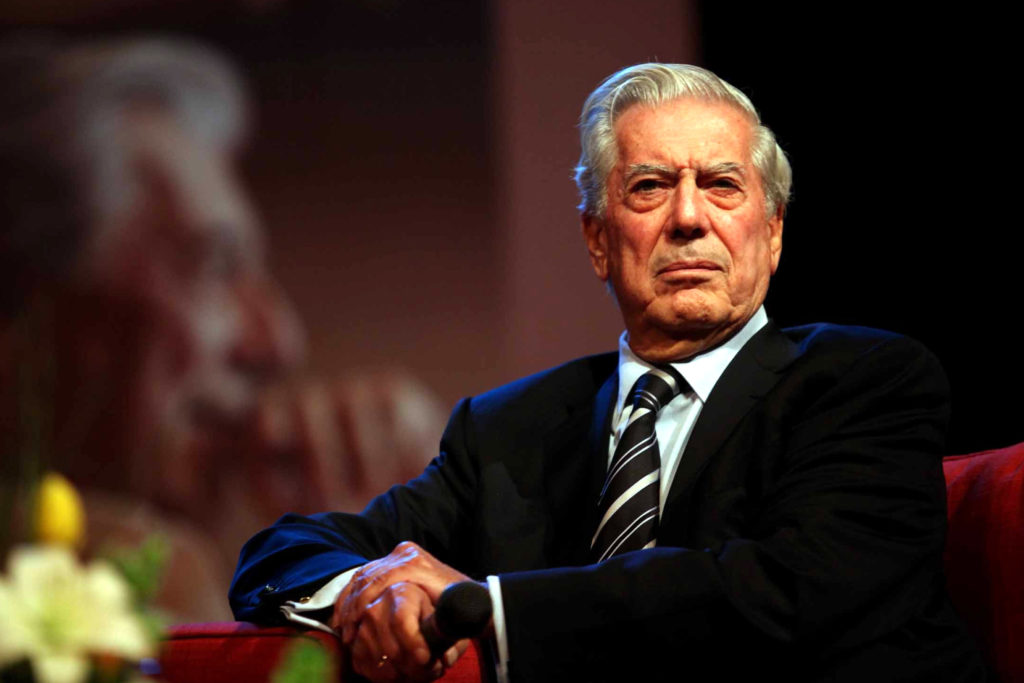 Obrador debió enviarse la carta a él mismo por miles de indios marginados en México: Vargas Llosa