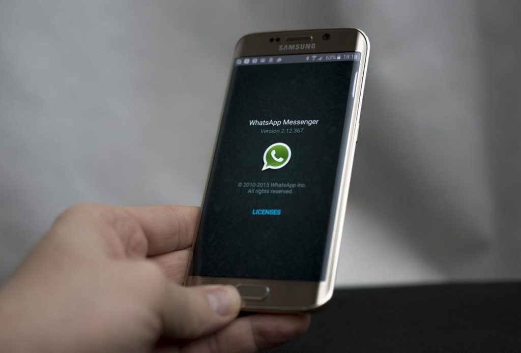 Ahora con Santander podrás enviar dinero por WhatsApp