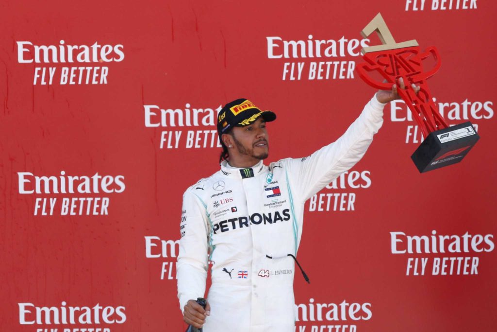 Hamilton gana el Gran Premio de España y ya es líder del campeonato de la F1