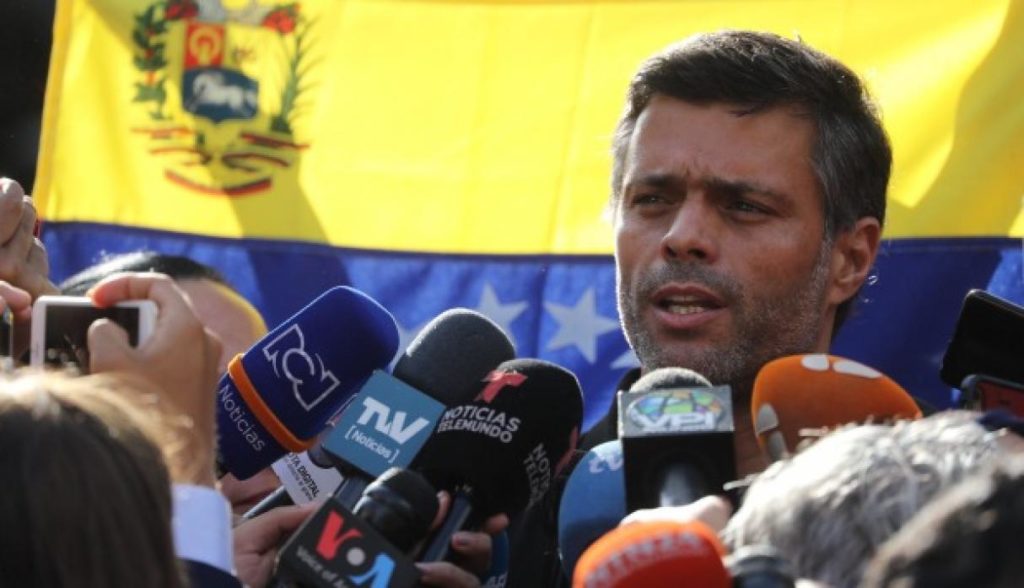 Tribunal de Venezuela ordena capturar a Leopoldo López, España no lo entregará