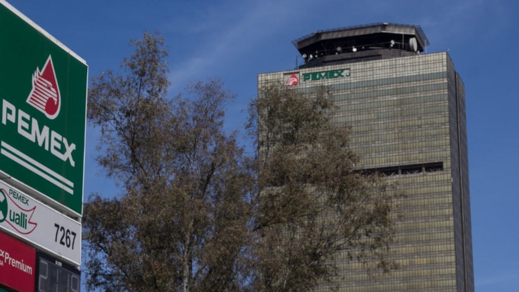 Pemex es un riesgo para la estabilidad de la economía de México: OCDE