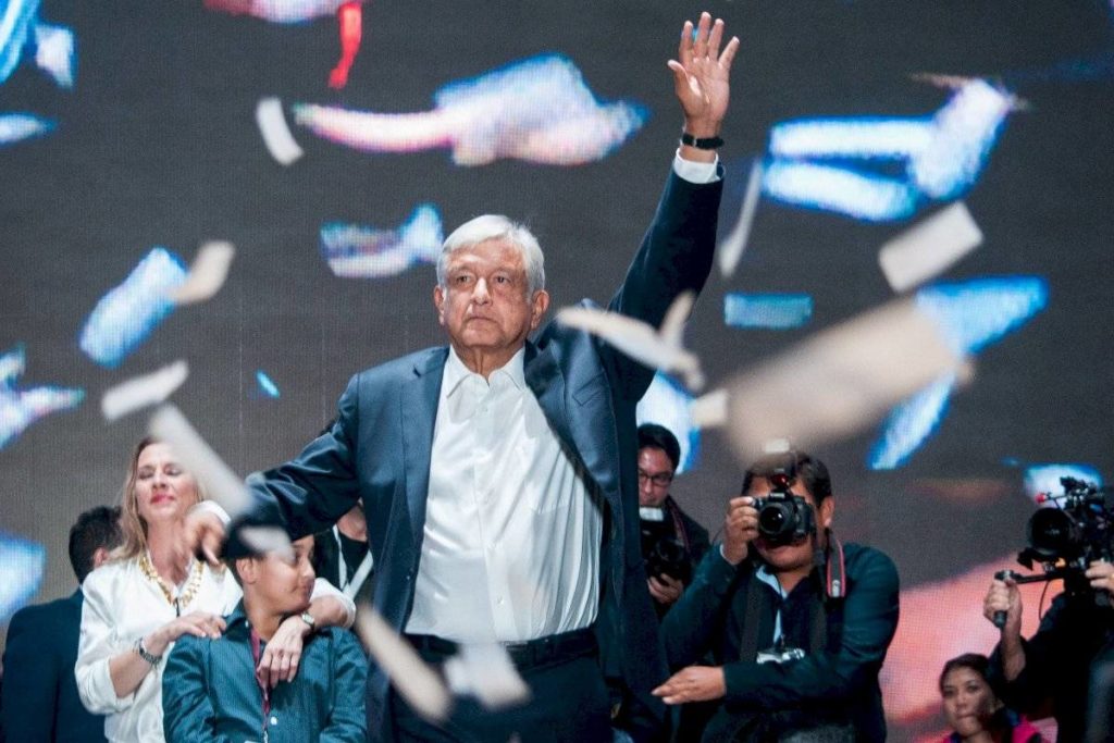 Tras cuestionamientos, cancelan la cadena nacional del evento de López Obrador