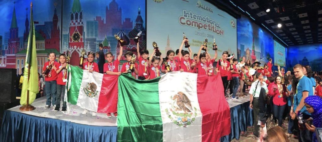 Niñas y niños mexicanos campeones de cálculo mental en China