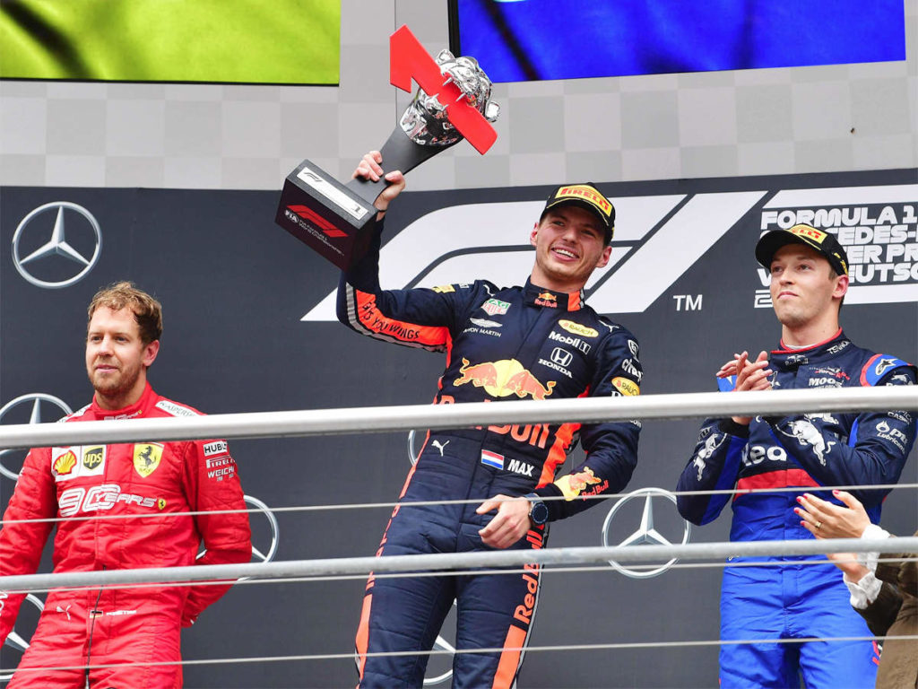 Verstappen gana el Gran Premio de Alemania entre lluvia, choques, errores y abandonos