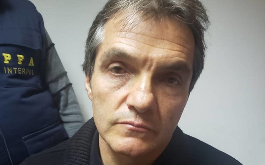 Detiene la Interpol a Carlos Ahumanda en Argentina, será extraditado a México