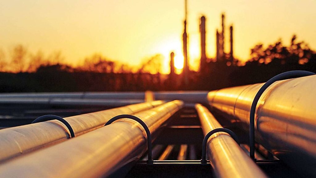 Sube el precio del petróleo crudo después de ataques a instalaciones de Arabia Saudita