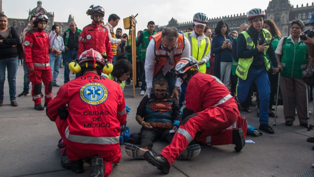 Tres heridos y 23 personas con crisis nerviosas dejó Macrosimulacro en ciudad de México