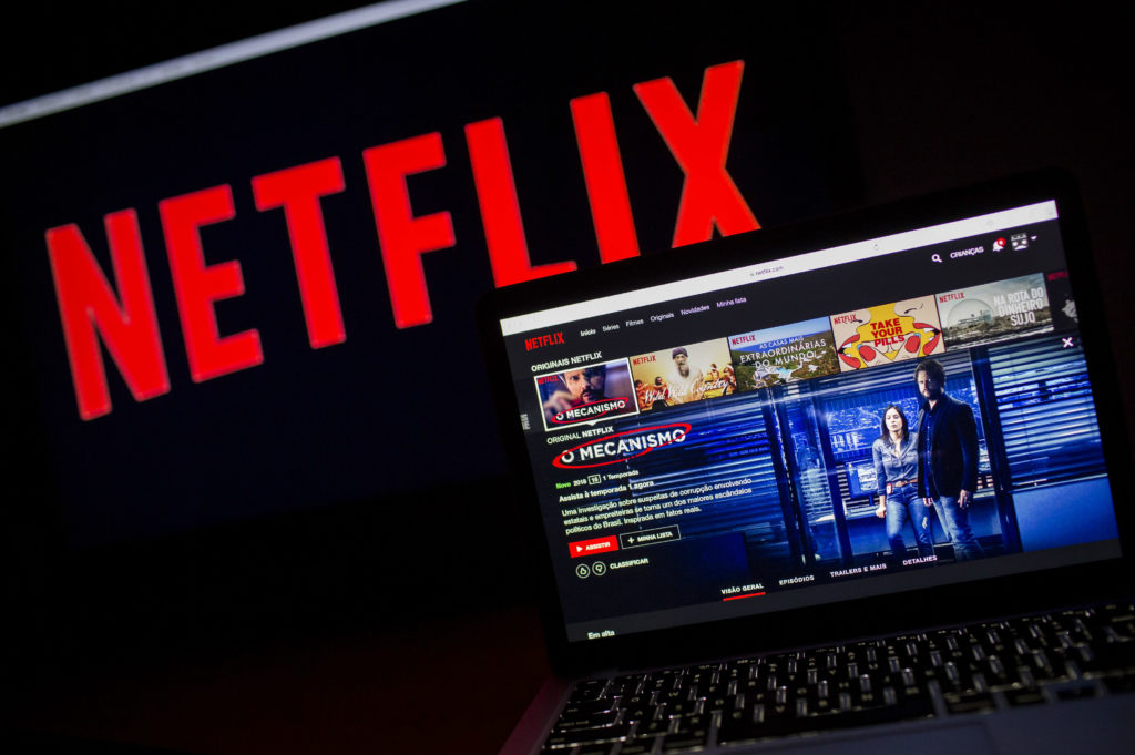 Netflix pierde clientes y ahora quiere evitar maratones dosificando capítulos de series