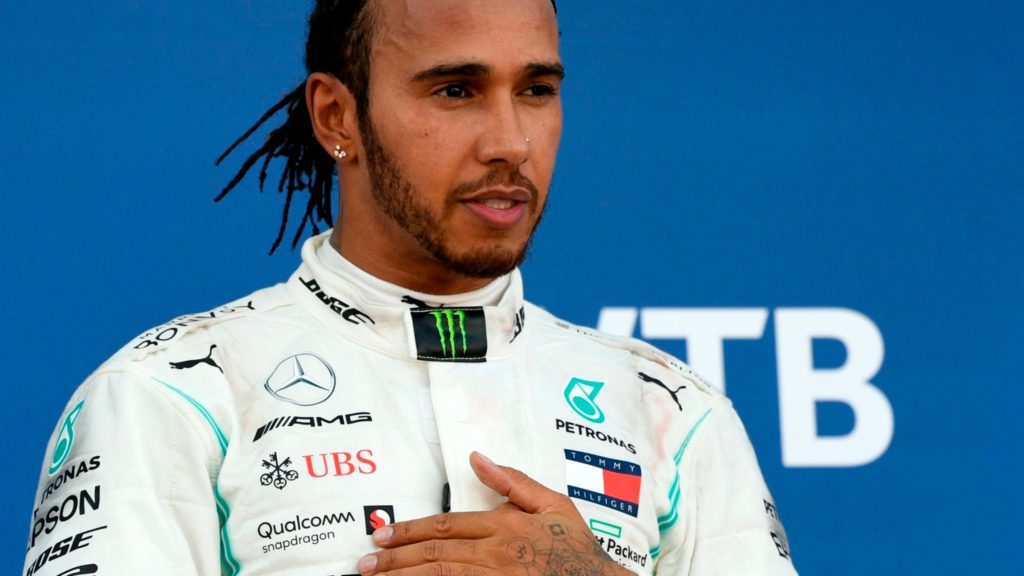Lewis Hamilton abre la puerta al retiro