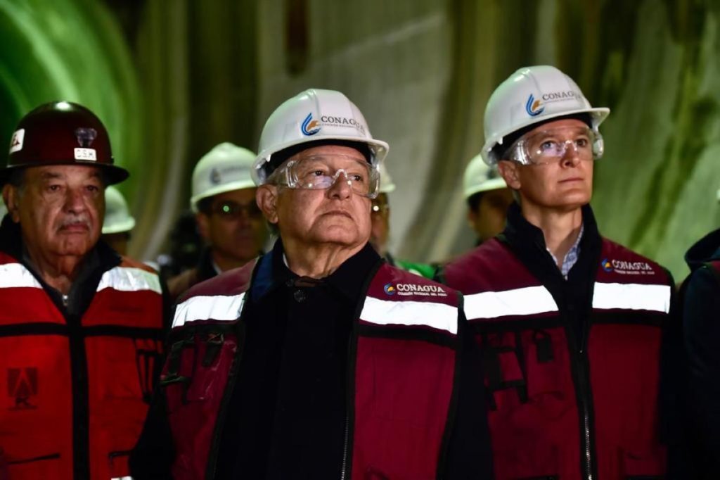 México debe invertir el 5% del Producto Interno Bruto en infraestructura: Carlos Slim
