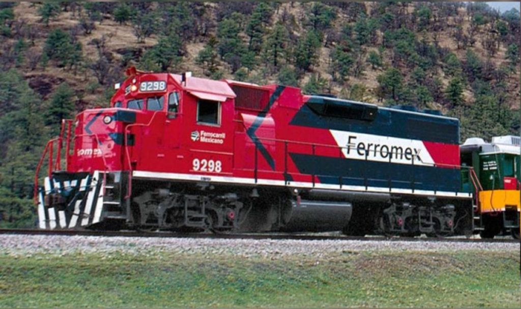 Kansas City Southern, Ferromex y ADO quieren operar el Tren Maya