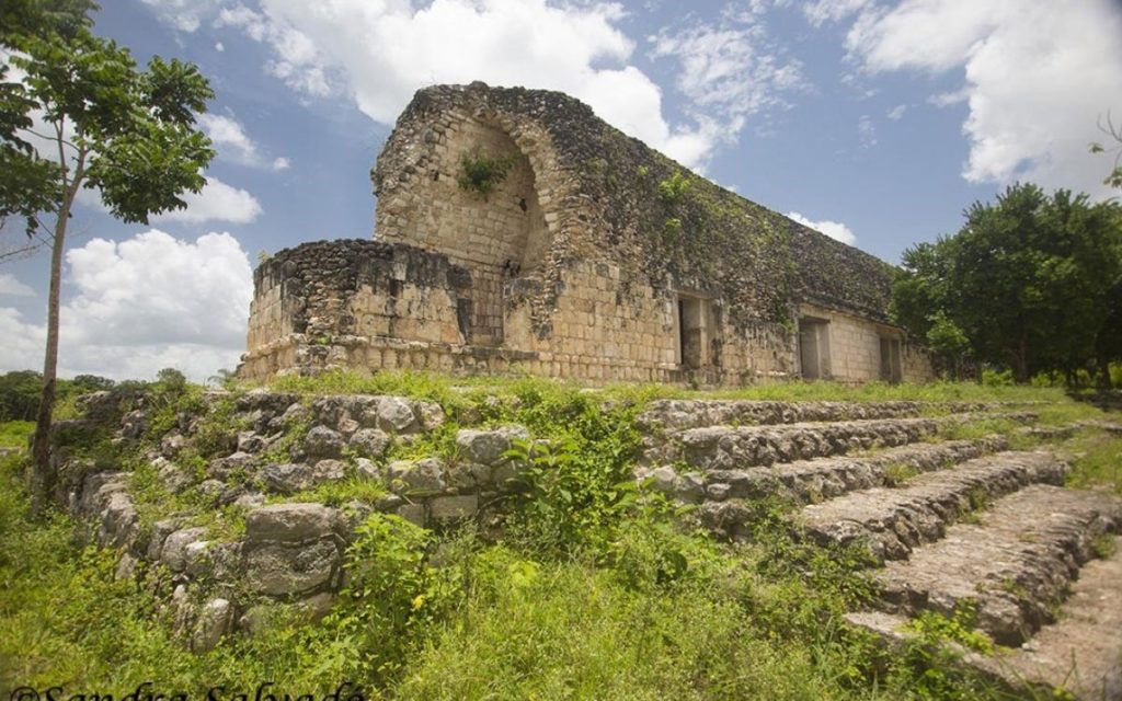 Descubren en la zona arqueológica de Kulubá en Yucatán un palacio de la élite Maya