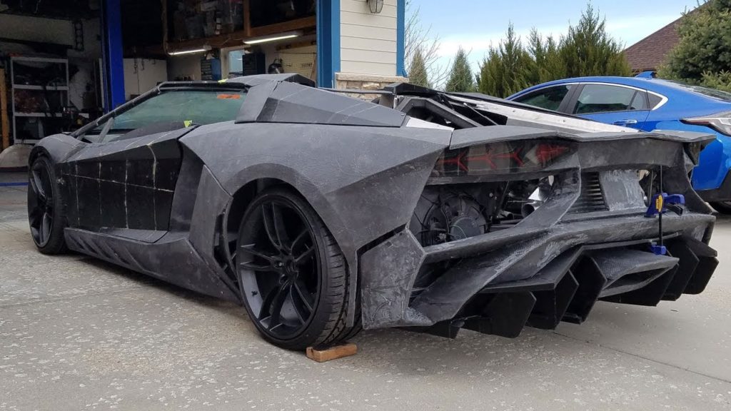 Padre e hijo imprimen en 3D un Lamborghini Aventador S y la compañía reacciona así