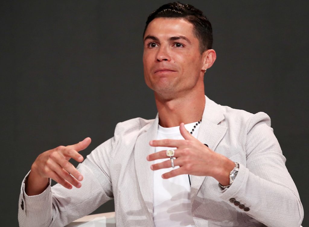 Un millón de dolares por mensaje en Instagram gana Cristiano Ronaldo en redes sociales