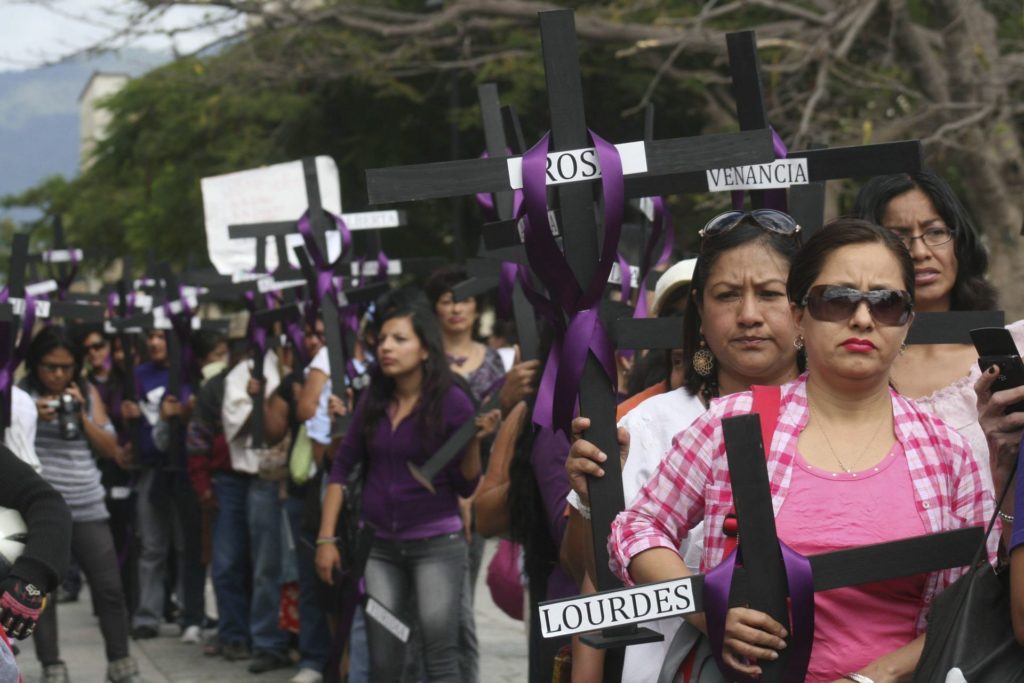 Organizaciones feministas convocan a paro nacional: Un día sin nosotras