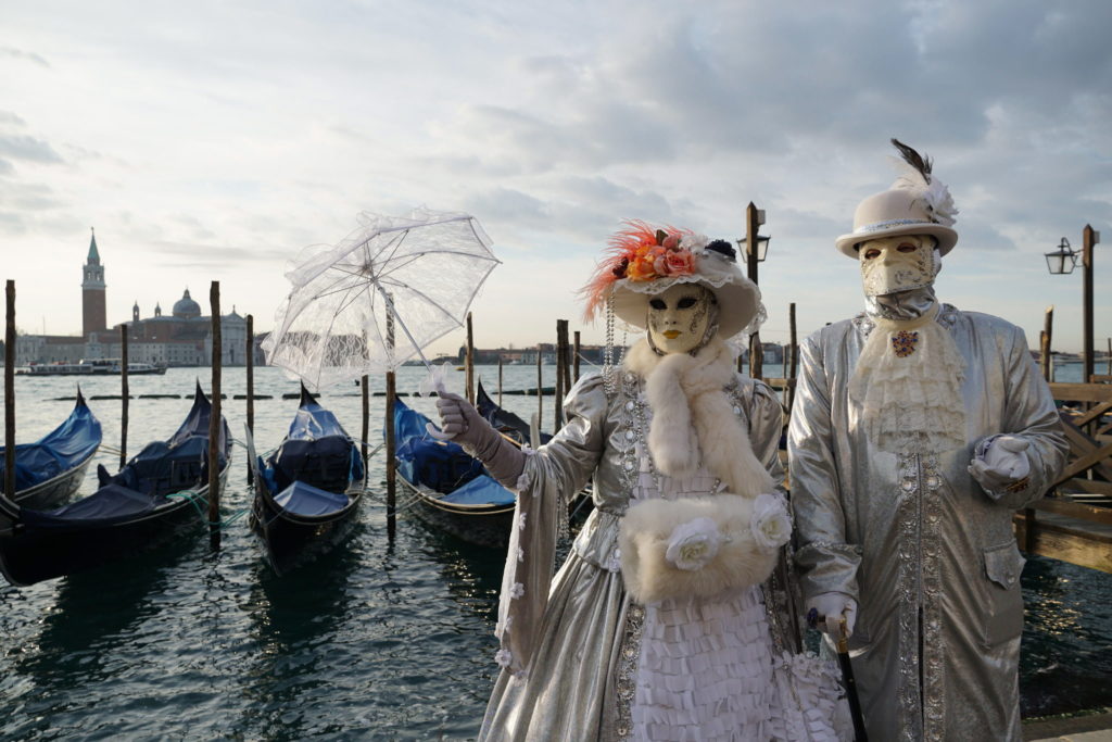 Cancelan el Carnaval de Venecia por más de 100 casos de infectados por coronavirus