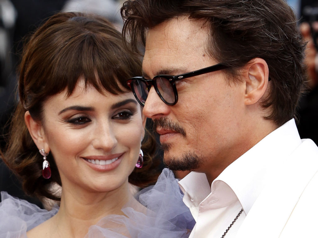Penélope Cruz defiende a Johnny Depp de las acusaciones de Amber Heard