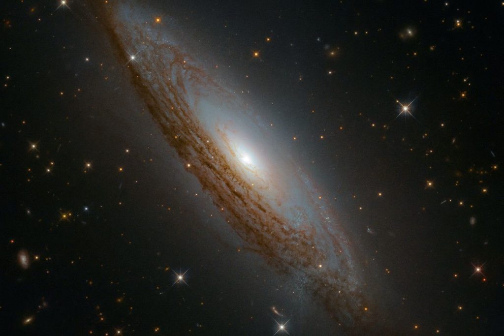 El telescopio Hubble te dice que imagen captó del Universo el día de tu cumpleaños