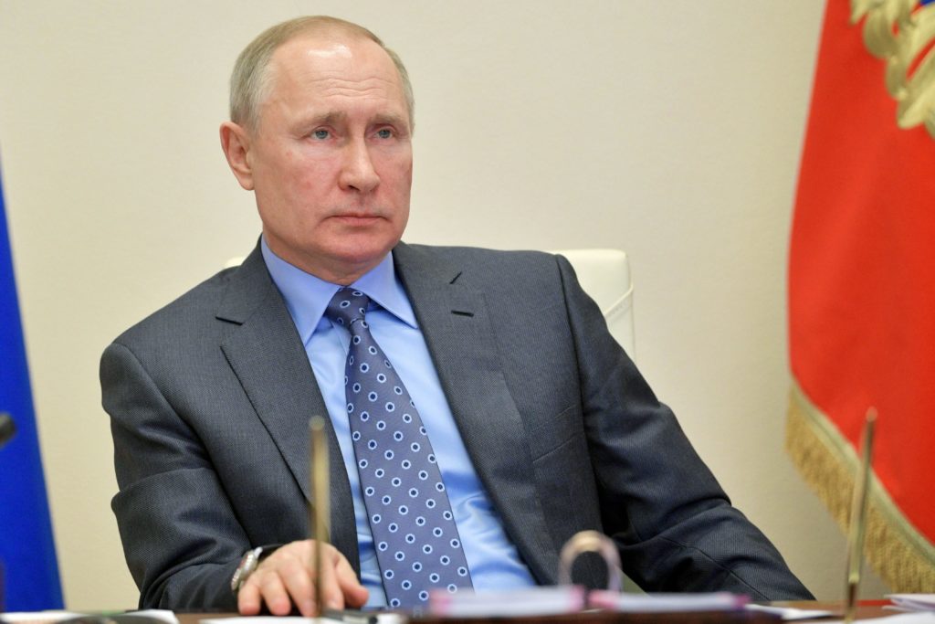 Todo abril no se trabajará en Rusia y se les pagará su sueldo: Vladimir Putin