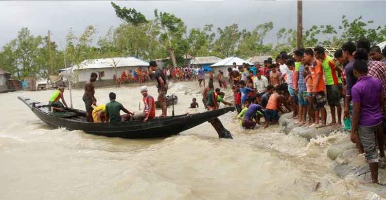 Tres millones de evacuados y al menos 84 muertos deja el poderoso ciclón Amphan