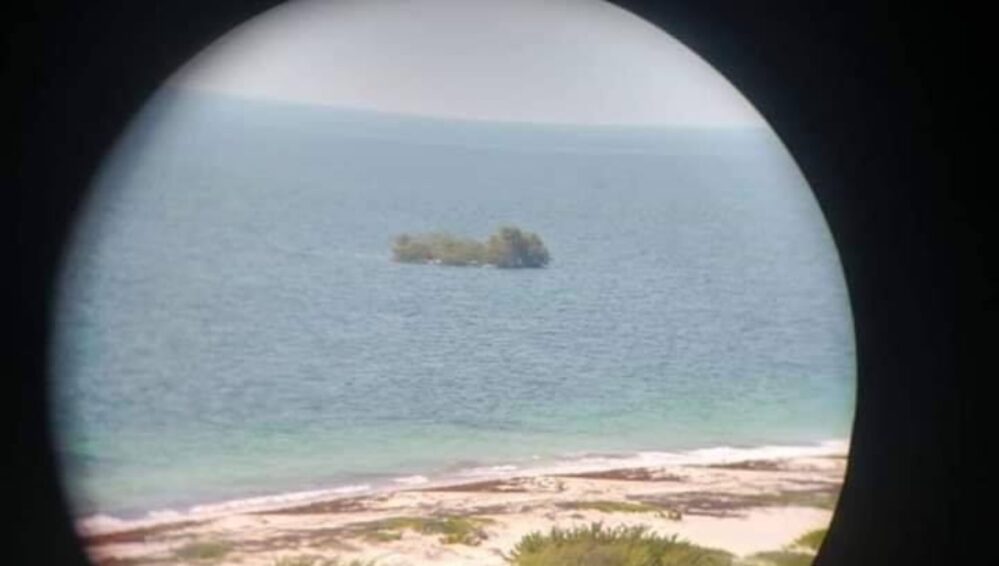 Misterioso islote flotante aparece frente a Isla Mujeres, aquí te decimos qué es