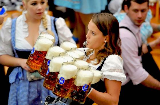 Para los amantes de la cerveza ¡Sí habrá Oktoberfest! Pero en realidad virtual