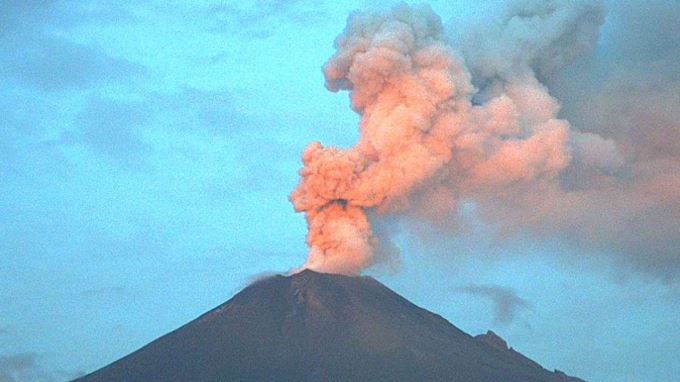 Semáforo en amarillo fase 2 por explosión del volcán Popocatépetl VIDEO