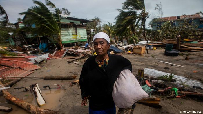 VIDEO: Iota tocó tierra en Nicaragua, deja lluvias torrenciales y se debilita a huracán categoría 1
