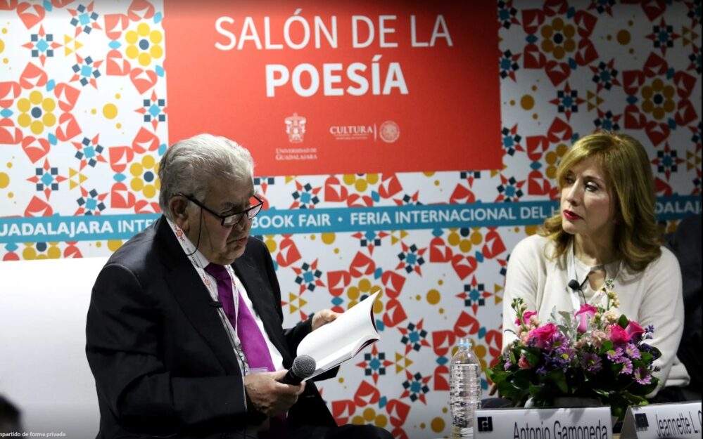 El Salón de la Poesía de la FIL Guadalajara, el espacio más íntimo de la Feria del Libro