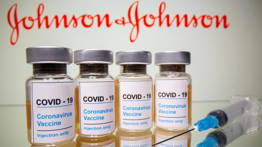 Pásele, pásele, 200 pesos por la vacuna contra el Covid de la farmacéutica Janssen