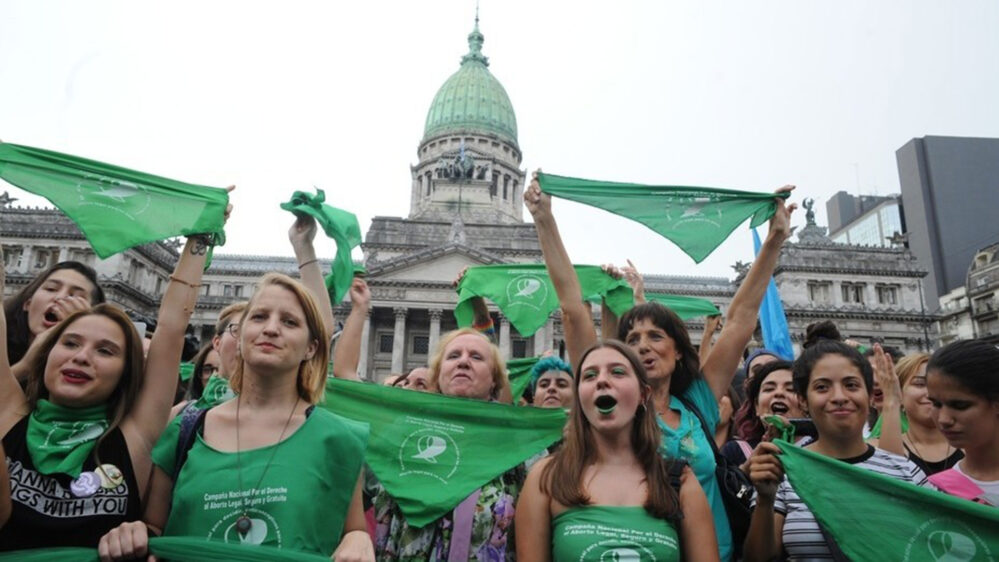 A debate el derecho de las mujeres al aborto en el Congreso de Argentina