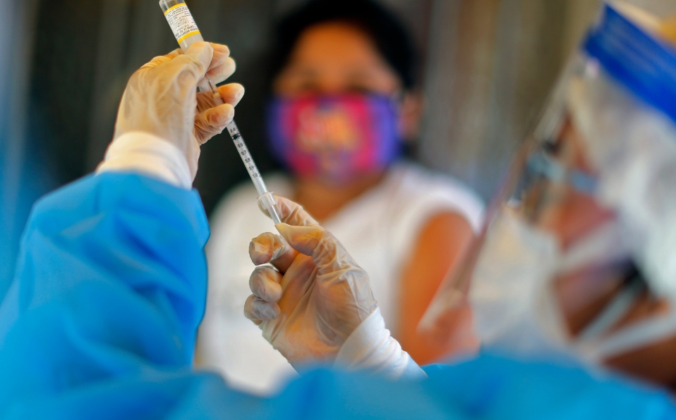 Covid: México adquiere 35 millones de vacunas de la farmacéutica china CanSino