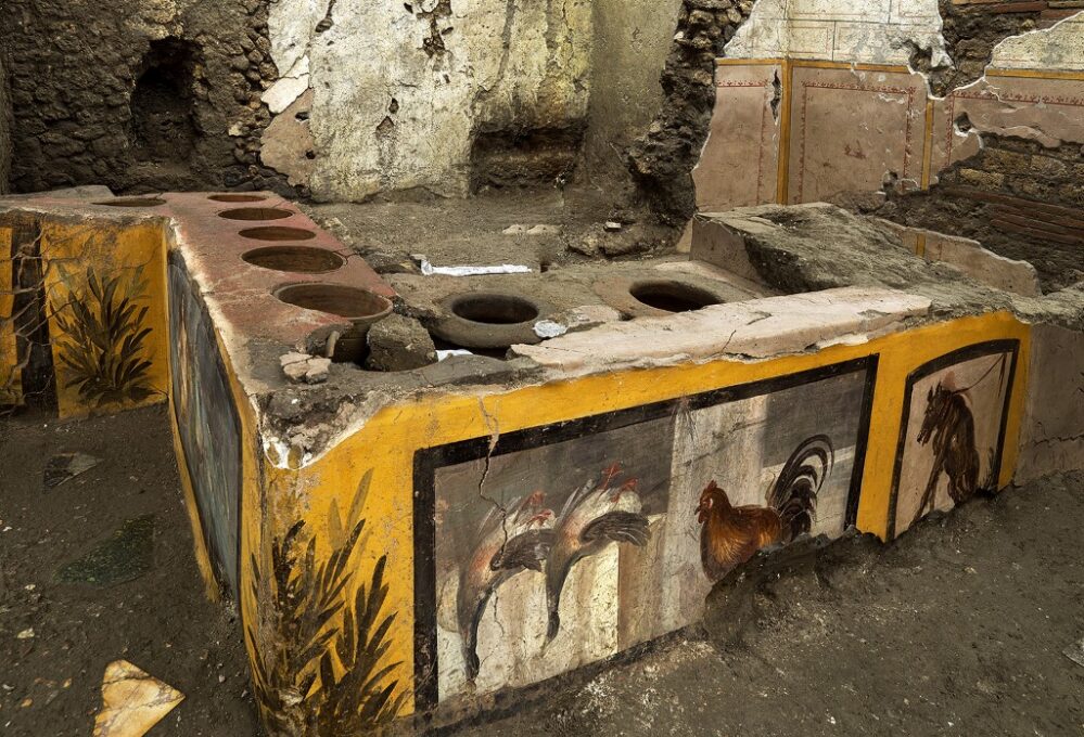 Descubren arqueólogos un carrito de comida rápida en las ruinas de Pompeya