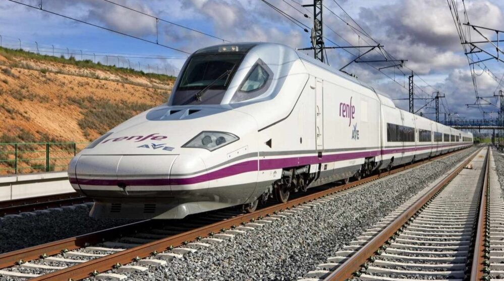 La española Renfe gana contrato de 13 millones de euros del Tren Maya