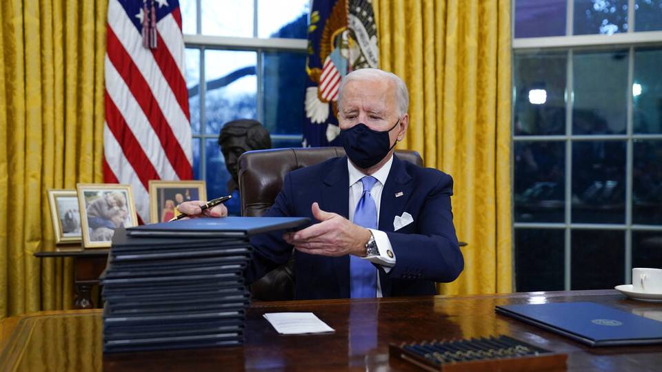 Joe Biden suspende las deportaciones durante cien días