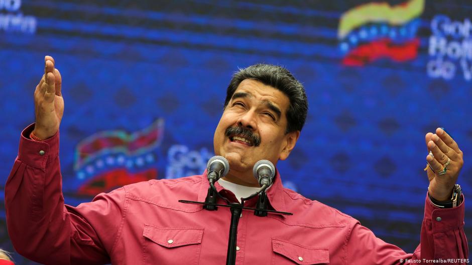 ‘Milagrosas gotas’ Diez gotitas debajo de la lengua cada cuatro horas y el milagro se hace: Maduro