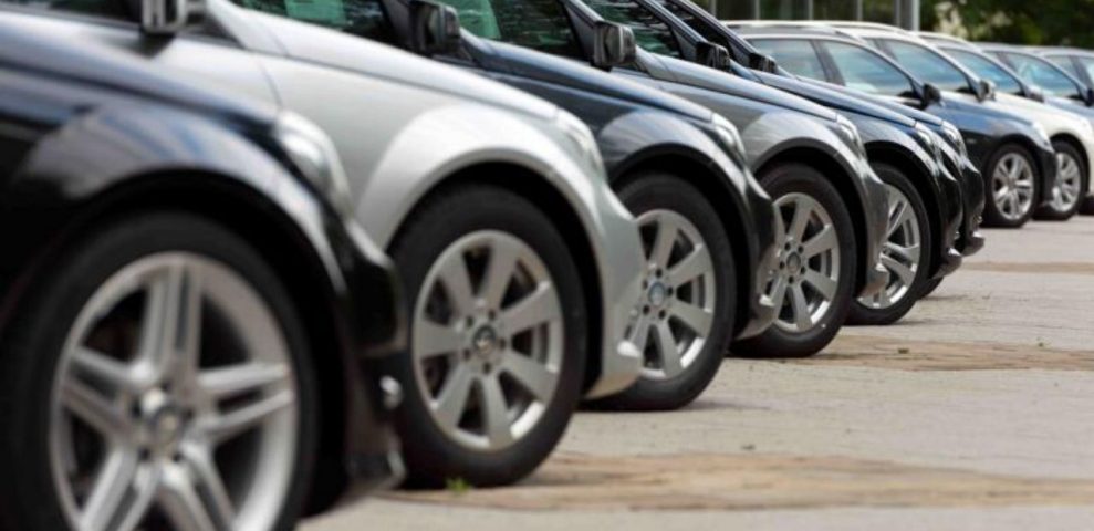 Caen 28% en 2020 las ventas de autos nuevos en México