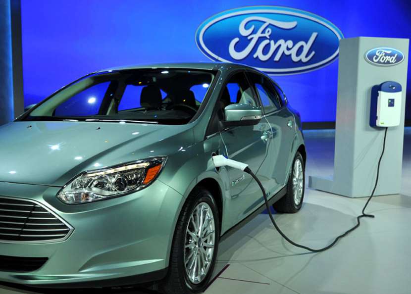 Anuncia Ford que sólo construirá autos eléctricos en Europa para el 2030