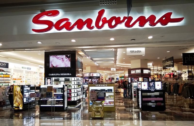 Ventas de Grupo Sanborns caen 25.7% y anuncia el cierre de 12 tiendas